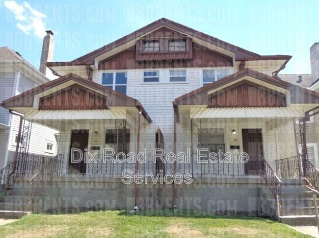 Building Photo - 34 Santa Clara Ave