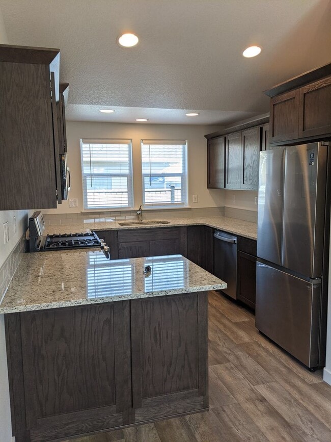 Building Photo - Fantastic 3-Bedroom, 2-Bath Home With 1388sf!