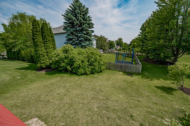 Building Photo - 3744 Highknob Cir