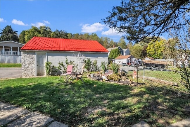 Building Photo - 1229 McKee Rd