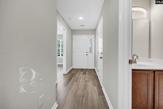 Building Photo - 508 Lanesborough Dr