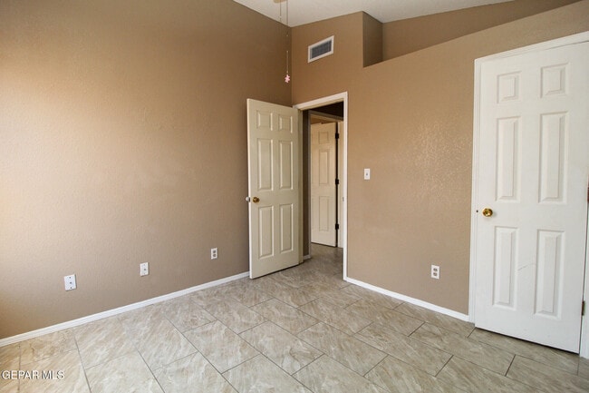 Building Photo - 11944 Spire Terrace Dr