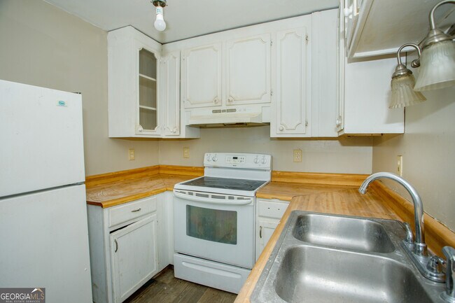 Building Photo - 4370 Barrington Pl