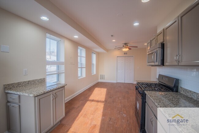 Building Photo - 4032 Falls Rd