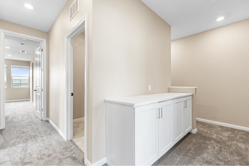 Building Photo - 2195 Bluestone Cir