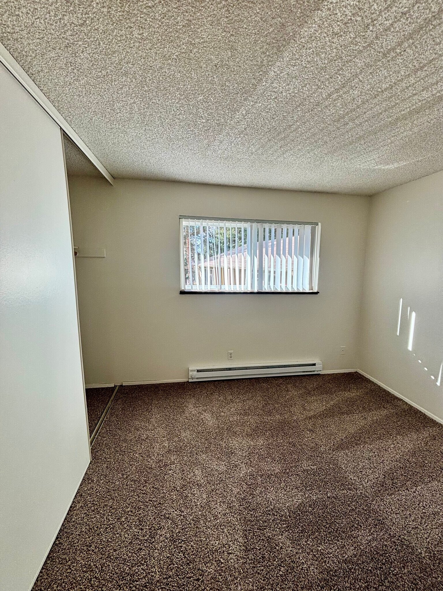 Building Photo - 3950 SW 102nd Ave