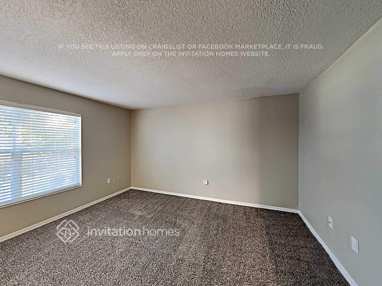 Building Photo - 17604 Esprit Dr