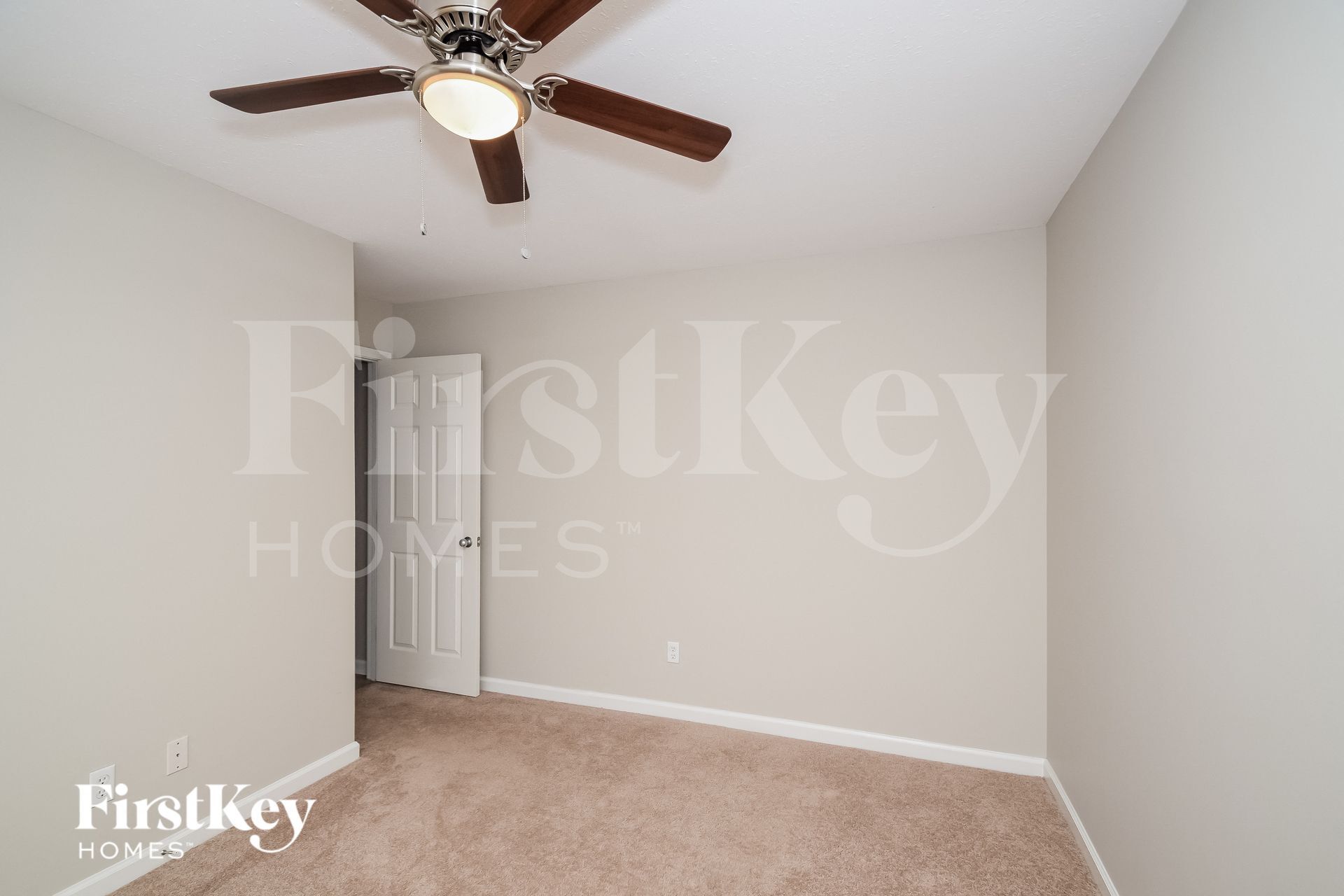 Building Photo - 127 Renwick Ln