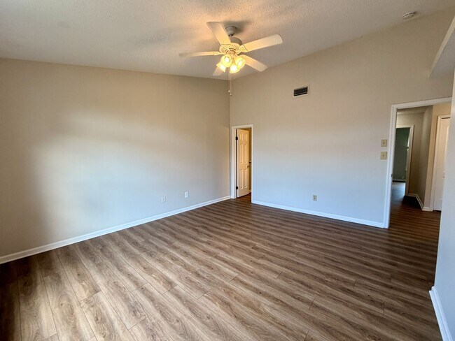 Building Photo - 4213 Minnard Ct
