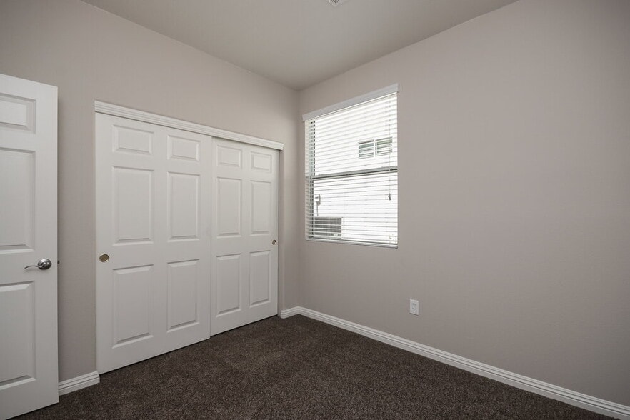 Building Photo - 10223 Villa ARCENO Ave