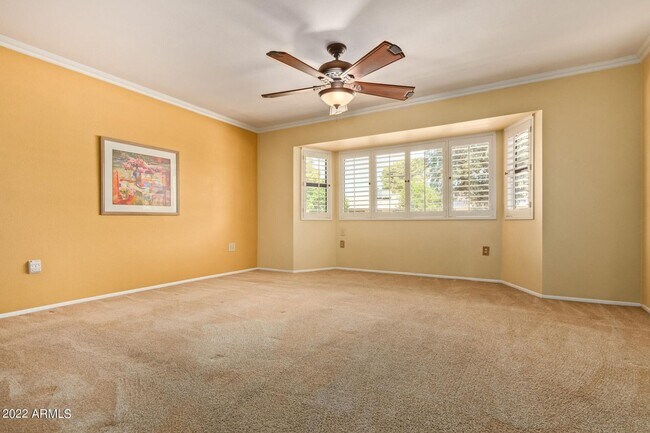 Building Photo - Your Oasis Awaits!