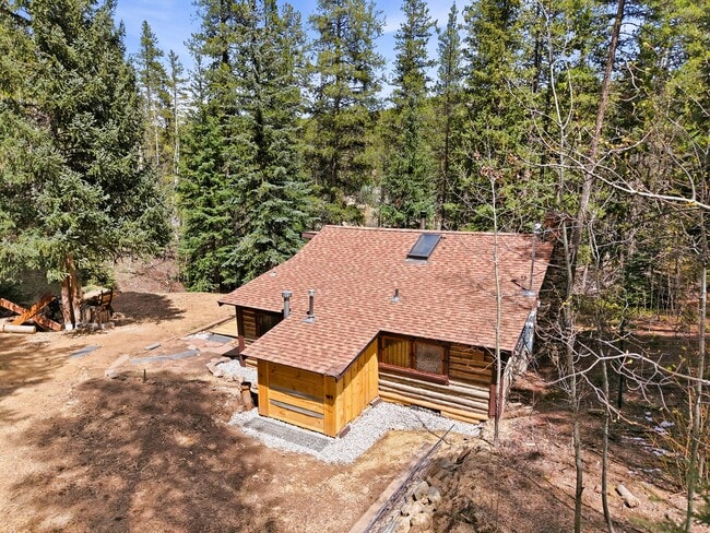 Building Photo - 2299 S Beaver Creek Rd