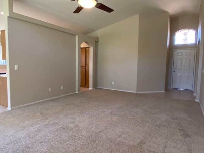 Building Photo - Chandler Single Story House - 3 Bedroom | 2 Bath Rental