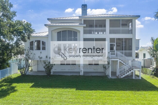 Building Photo - 540 Johns Pass Ave