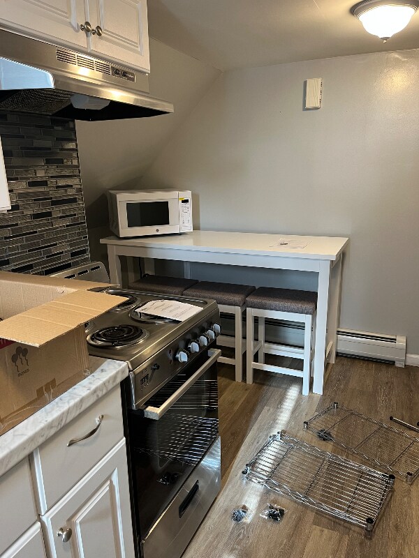 Building Photo - 205 Southampton St