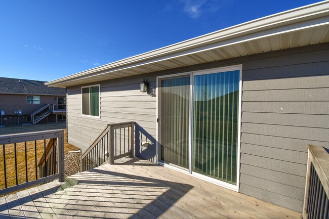 Building Photo - 3704 S Outfield Cir