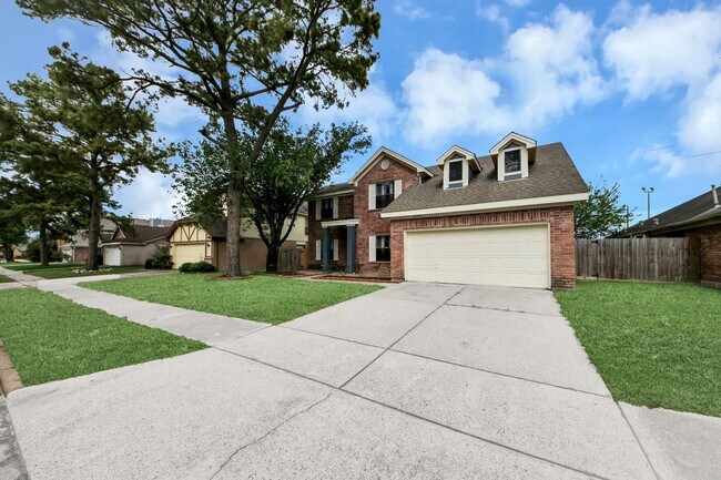 Building Photo - 12334 Misty Laurel Dr