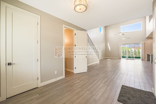 Building Photo - Amazing Rental in Lower Arcadia available ...