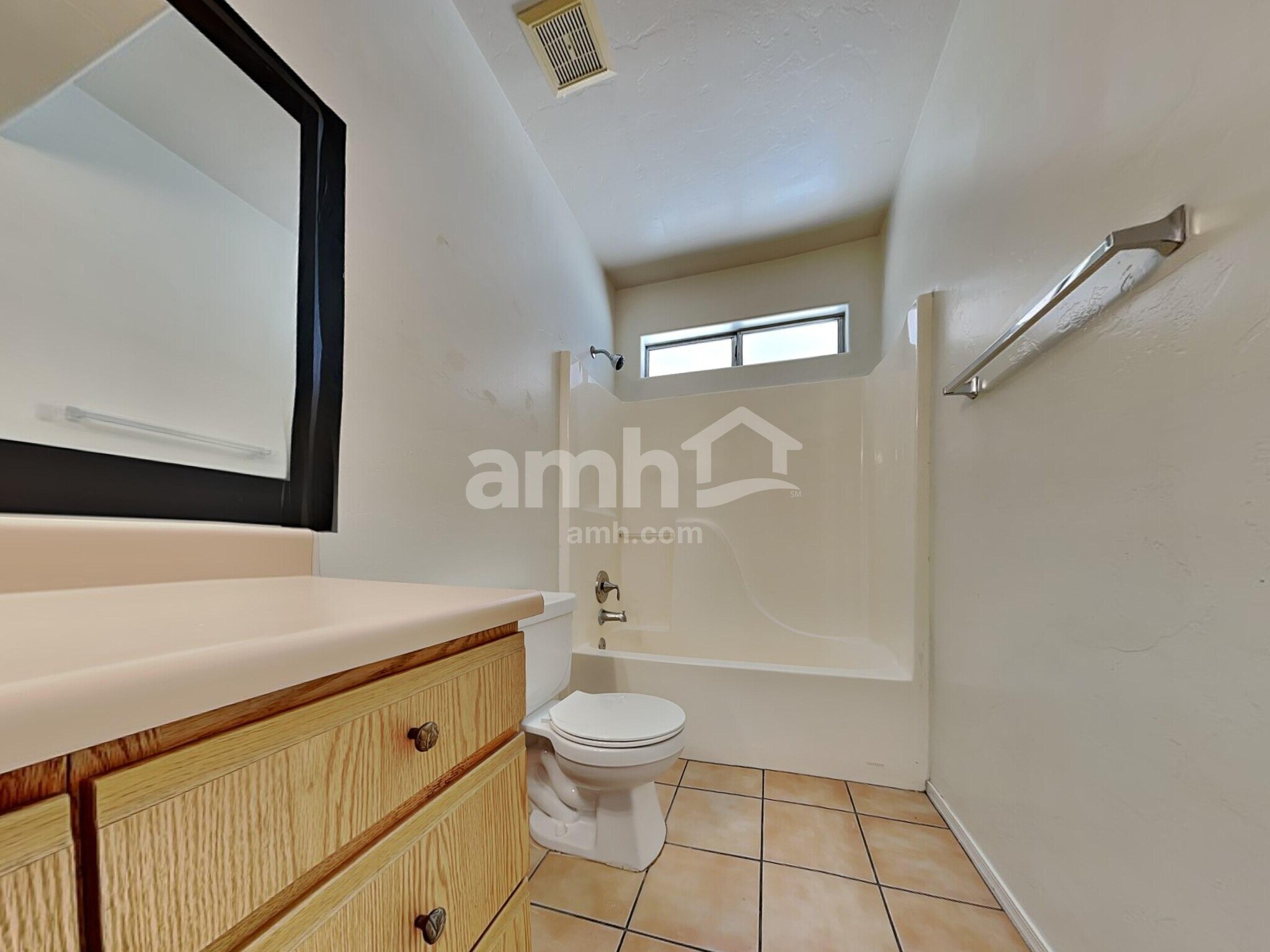 Building Photo - 501 W Placita Durango