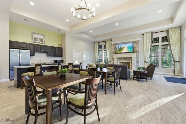 Building Photo - 4573 Tamarind Way