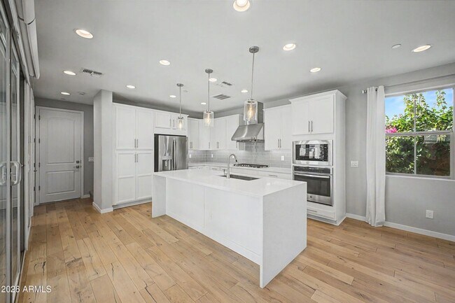 Building Photo - 3 Bedroom 3 Bathroom Recker Pointe Home