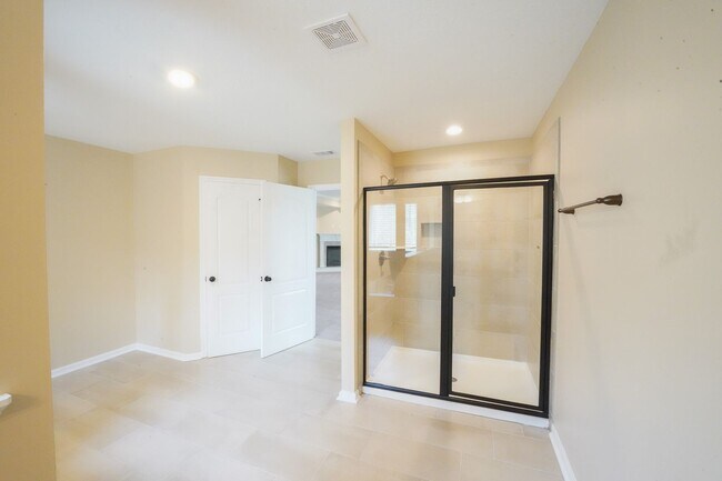 Building Photo - Available Now!