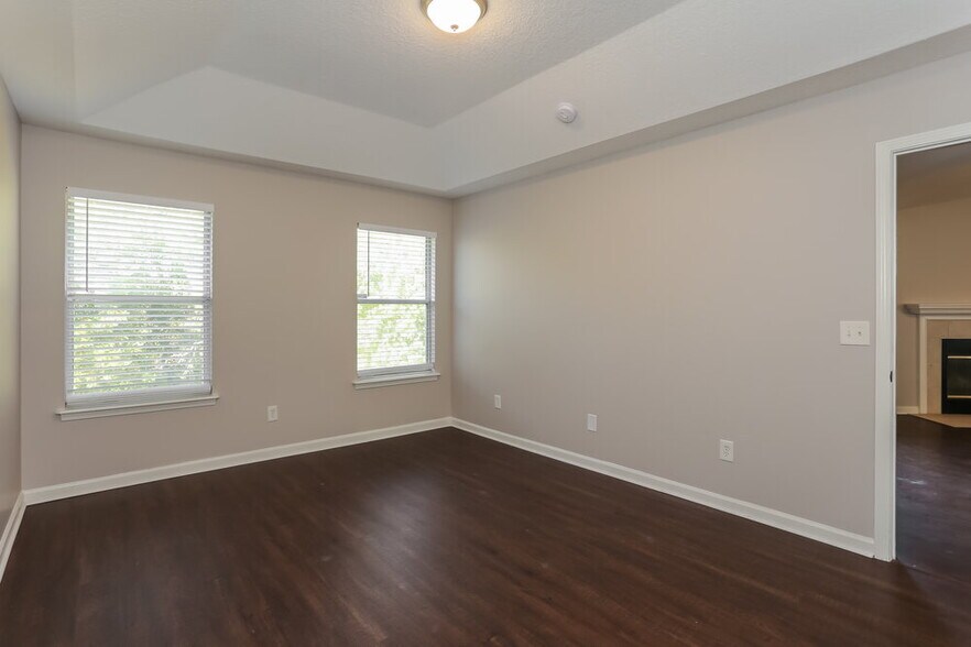 Building Photo - 6827 Rapid River Dr