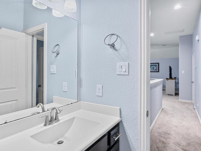 Building Photo - 7011 Riata Hills Ln