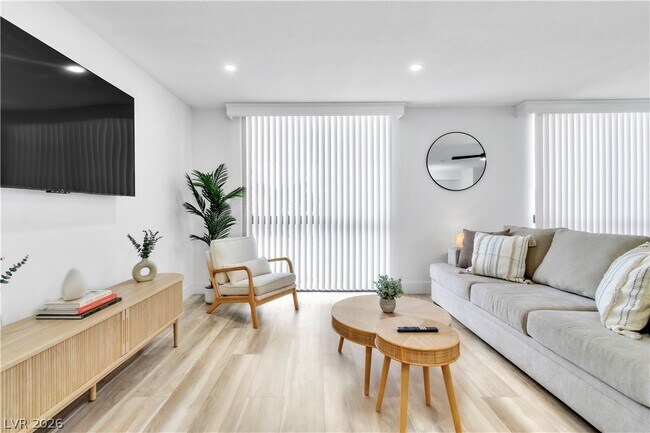 Building Photo - 3930 University Center Dr