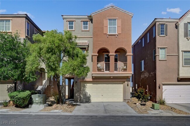 Building Photo - 6646 Colorado Spruce St