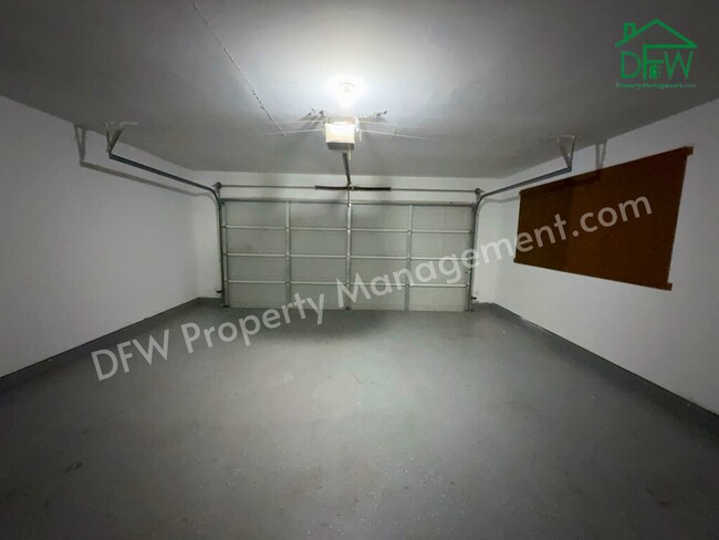 Building Photo - 3024 Peppercorn Dr