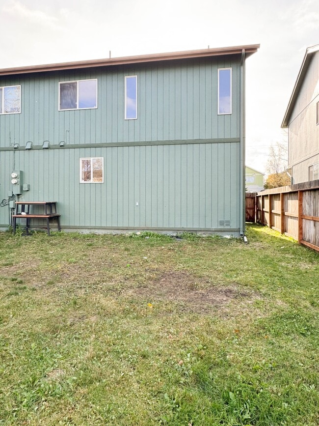 Building Photo - 8201 E 36th Ave