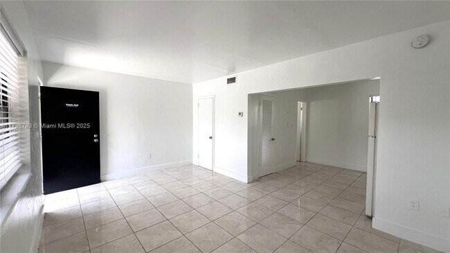 Building Photo - 3711 NW 24th Ave