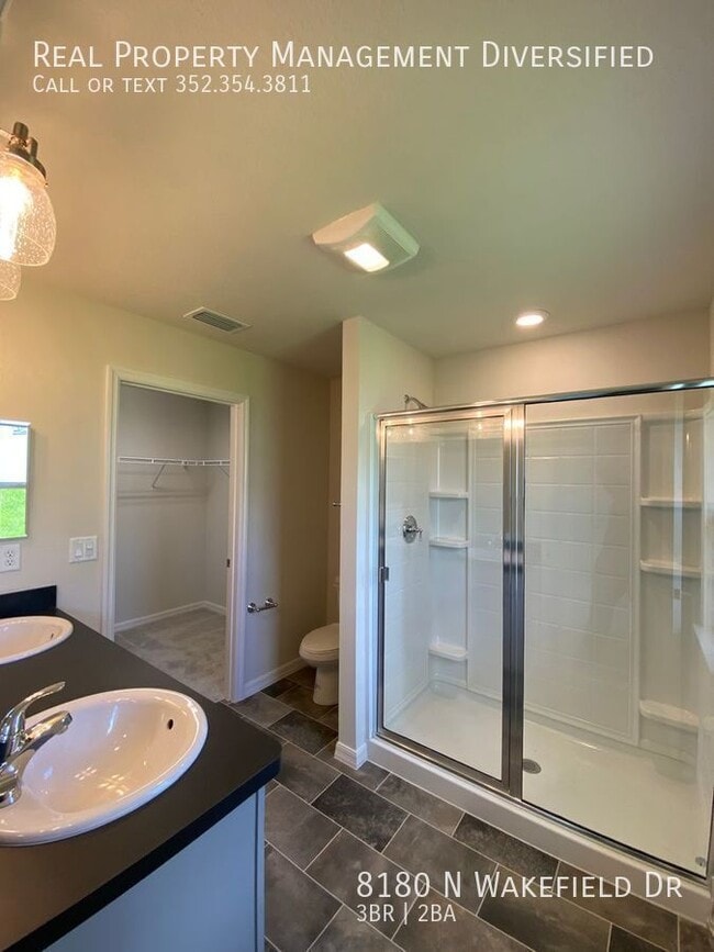 Building Photo - 8180 N Wakefield Dr