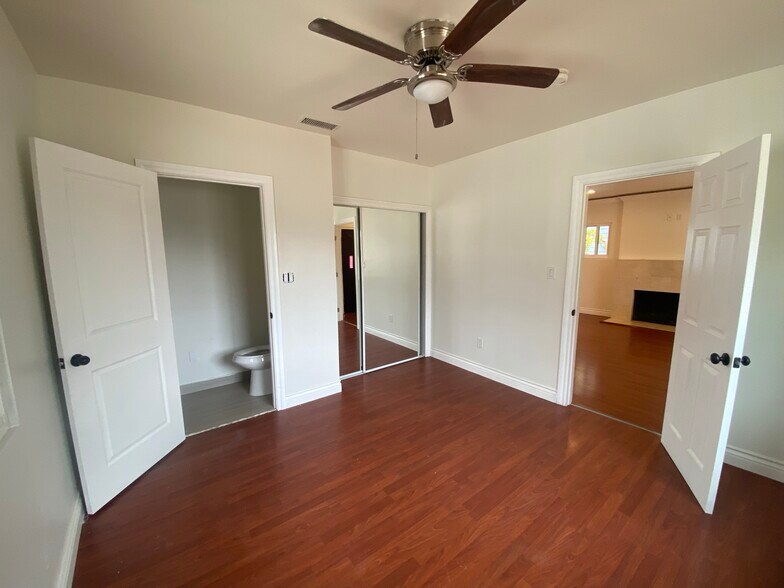 Building Photo - 1284 N Sierra Bonita Ave