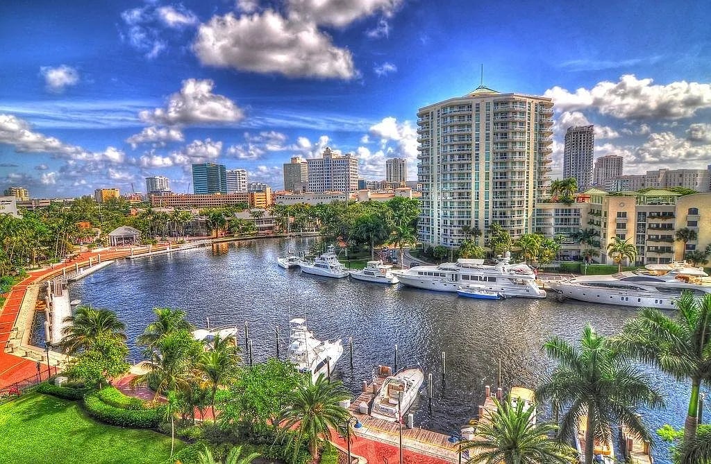 Building Photo - 600 W Las Olas Blvd