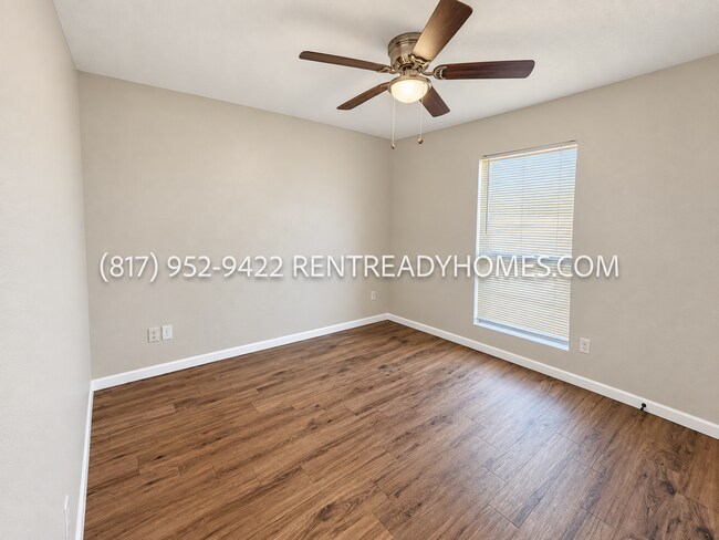 Building Photo - 860 Potomac Dr