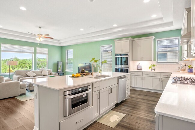 Building Photo - Like New in Texas Hill Country!!!!