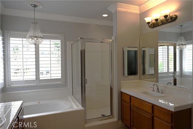 Building Photo - 32 Acanthus