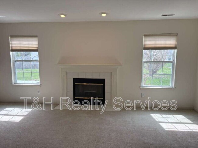 Building Photo - 4209 Manasota Ct