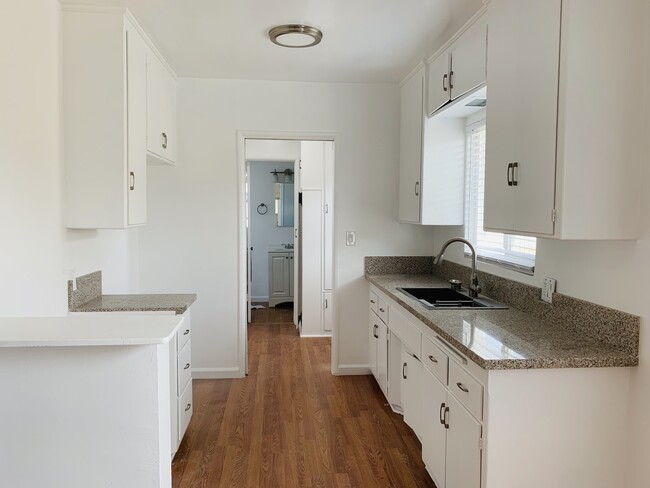 Building Photo - 11828 Eucalyptus Ave