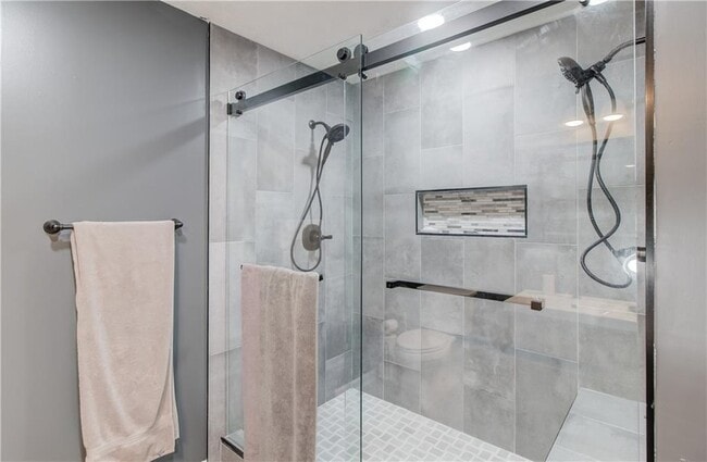 Building Photo - 2230 Hawks Bluff Trail NW
