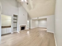 Building Photo - Condo for Lease