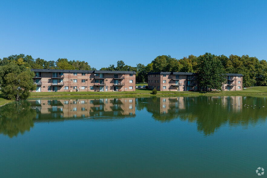 Building Photo - The Ridge Apartments