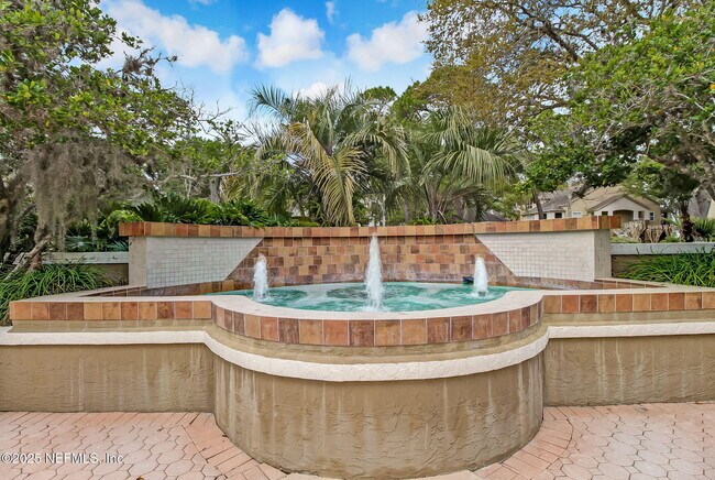 Building Photo - 9 Arbor Club Dr