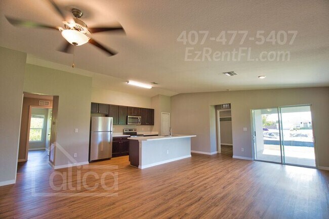 Building Photo - 2803 11th St SW