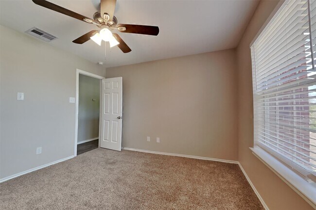 Building Photo - 31607 Cape May Ct