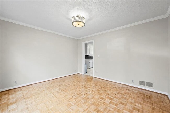 Building Photo - 2710 Margaret Mitchell Dr NW