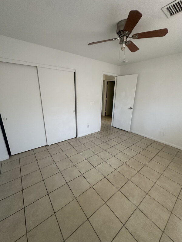 Building Photo - 1309 N Arbor Ave