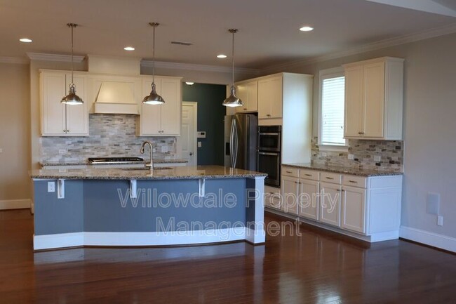 Building Photo - 124 Durban Meadow Dr
